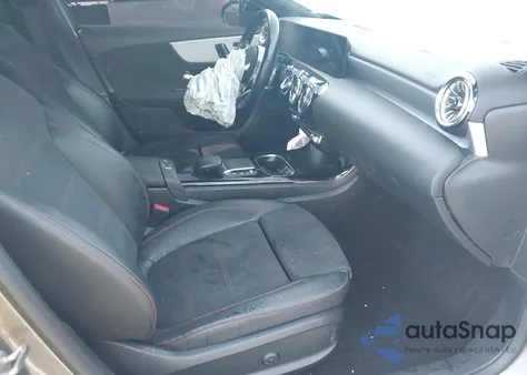 2022 Mercedes-Benz A 220 4Matic из США, поврежденный, VIN W1K3G4FB9NJ341185